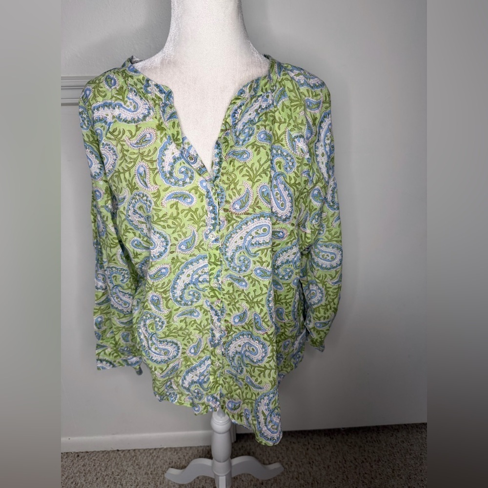 La Belle Ile Saint BarthVibrant Green and Blue Paisley Blouse size L